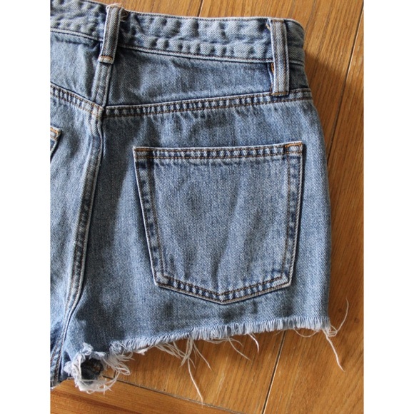BDG Urban Outfitters Frayed Hem Cheeky Super High Rise Jean Shorts 27 4 - Picture 7 of 9